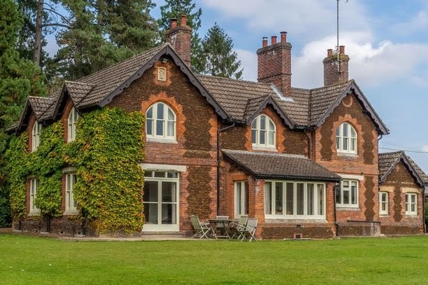 Garden House Milik Ratu Elizabeth II Disewakan Mulai Rp6 Jutaan