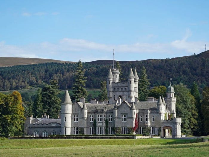 Mengenal Istana Balmoral, Tempat Berpulangnya Ratu Elizabeth II
