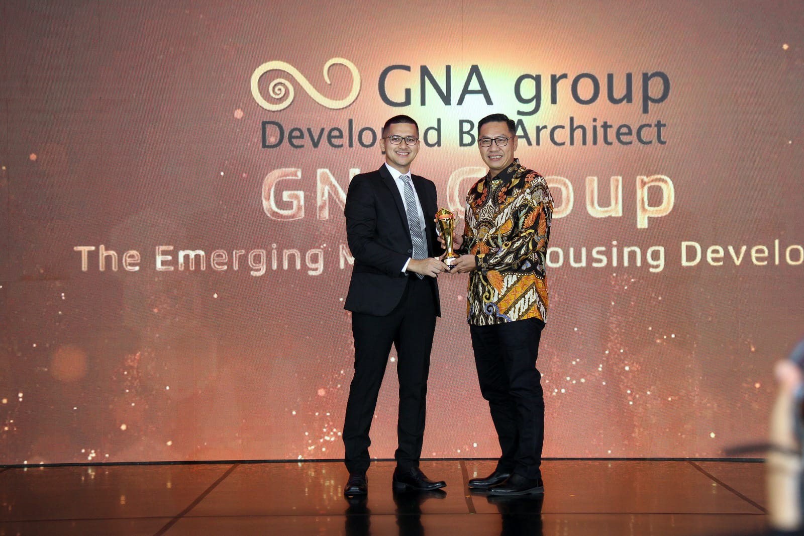 Pengembang GNA Group Raih Penghargaan The Emerging Mid Scale Housing Developer
