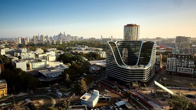 Dua Pendiri Crown Group Putuskan Akhiri Kerjasama Setelah 30 Tahun Bersama