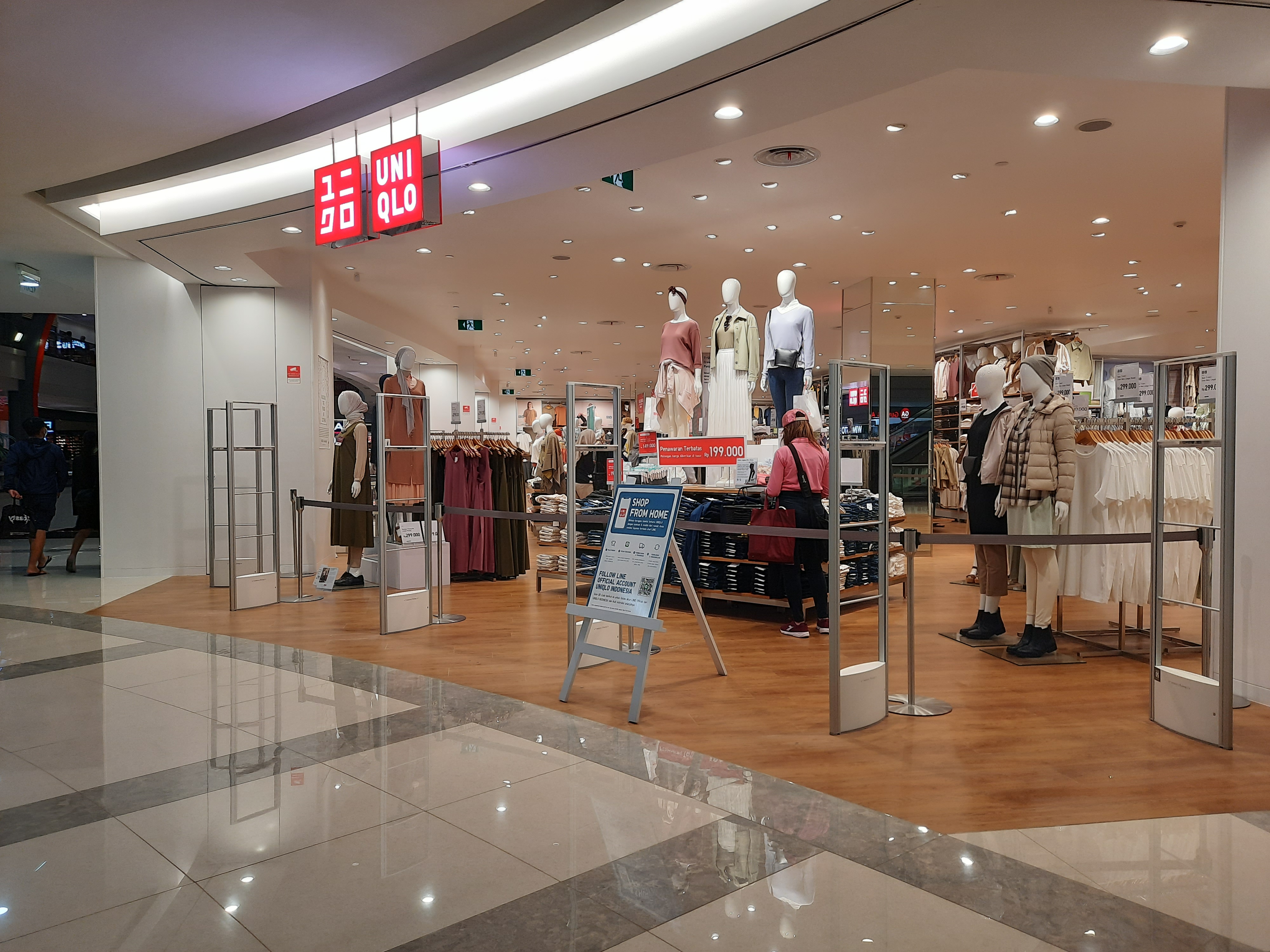 UNIQLO Indonesia Luncurkan Layanan E-Commerce