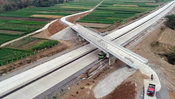 Tol Semarang – Demak Seksi 2 Segera Beroperasi Tahun Depan