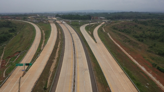 Sebagian Jalan Tol Jakarta - Cikampek II Selatan Rampung Tahun 2024